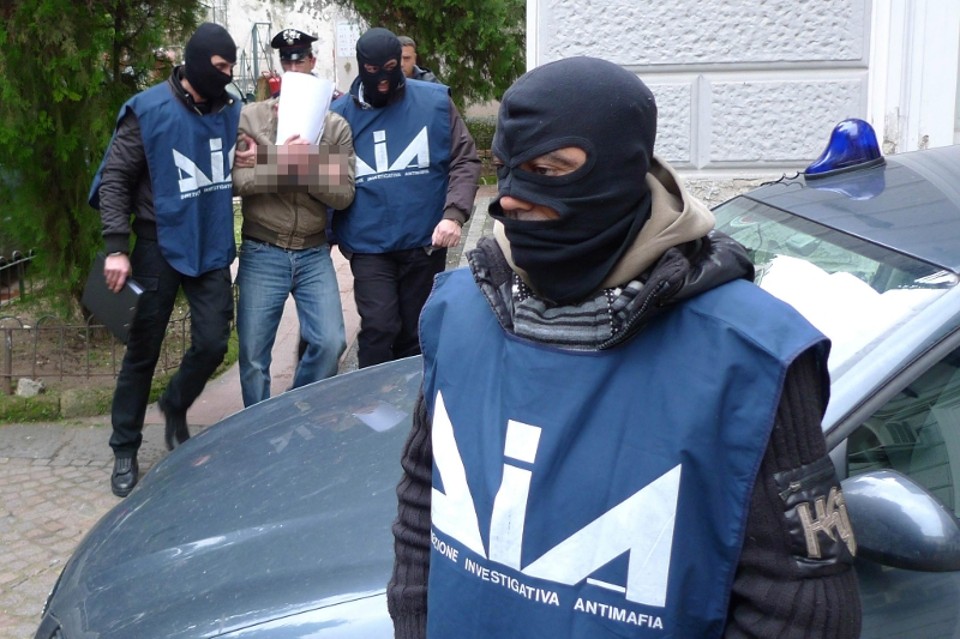 Anti-Mafia: 38 masa arresti në katër shtete, mes tyre dhe Shqipëria ...