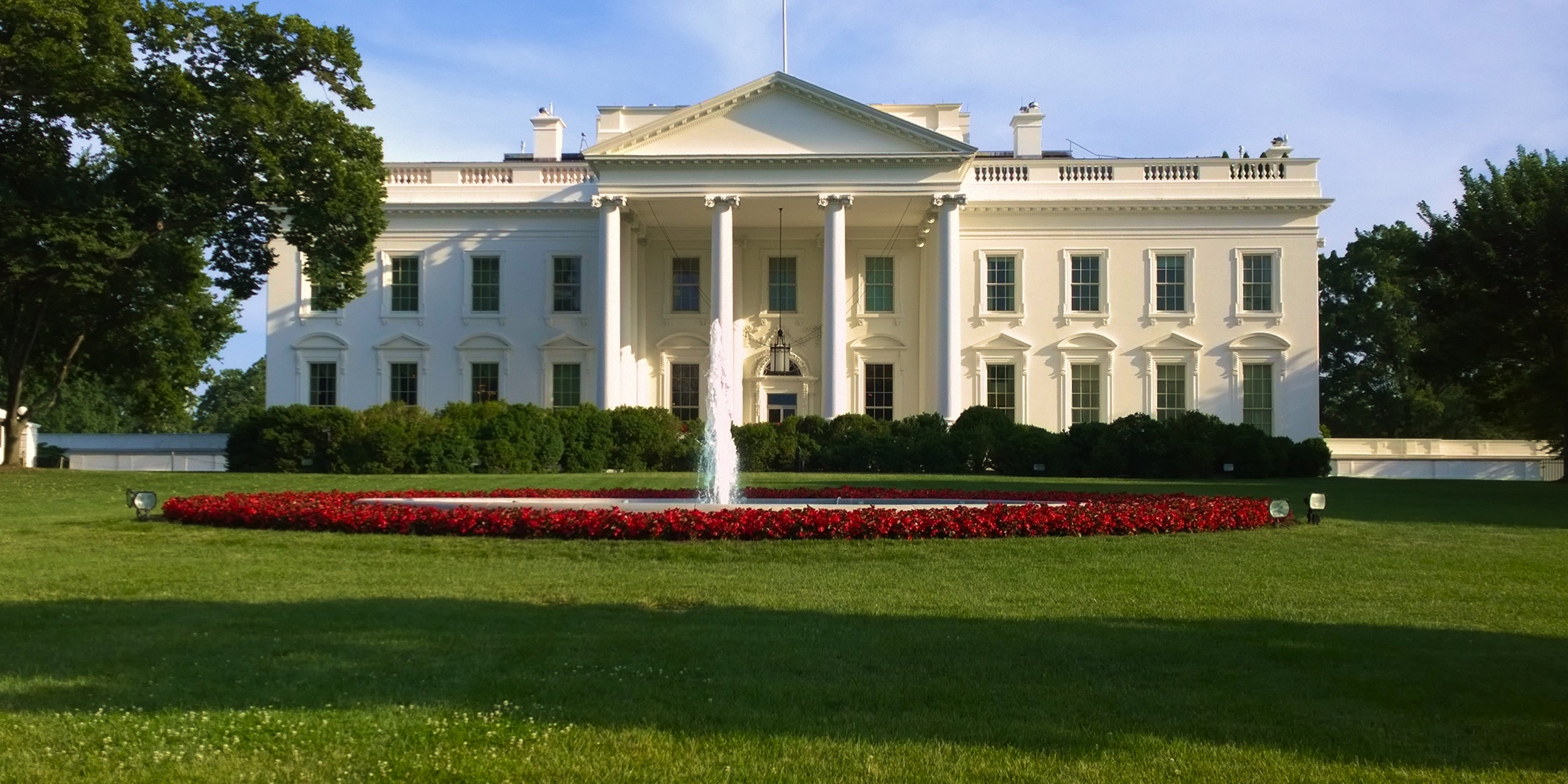 Trump sjell UFC-në në Shtëpinë e Bardhë