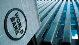 Shqipëria performon më mirë se fqinjët në ekonomi, sipas BB