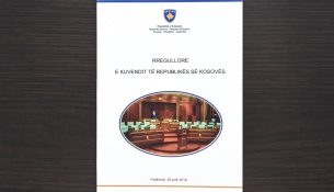 Hyn në fuqi Rregullorja e re Punës së Kuvendit të Kosovës, Kurti e lartëson si arritje të madhe demokratike