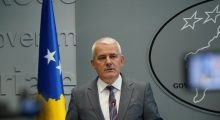 Sveçla pas arrestimit të Popoviçit: Nuk do të lejojmë fyerje ndaj historisë dhe UÇK-së
