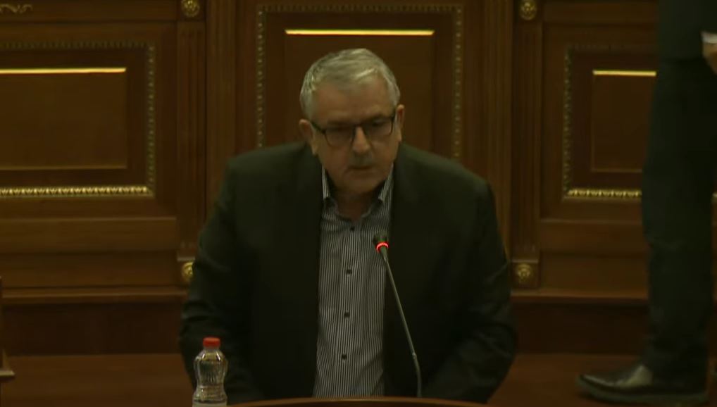 Veliu, Kurtit: Je super-mashtrues, krye-mashtrues – s’i beson as vetës ...