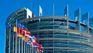 Parlamenti Evropian mban seancë mbi dezinformimin në Ballkanin Perëndimor