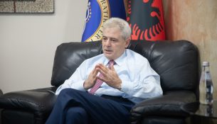 Ahmeti: Hill konfirmoi se Millosheviç e konsideronte UÇK-në kriminale