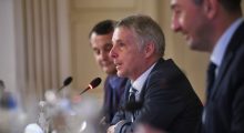 Kosovarët meritojnë politikanë që e vënë Kosovën mbi interesat partiake, thotë Rohde