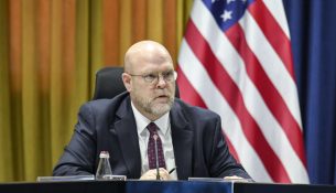 Hovenier: Reputacioni i Kosovës në SHBA ka pësuar goditje serioze