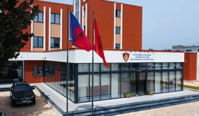 Arrestohet 44-vjeçari në Shkodër, transportonte 3 shtetas afrikanë drejt Malit të Zi