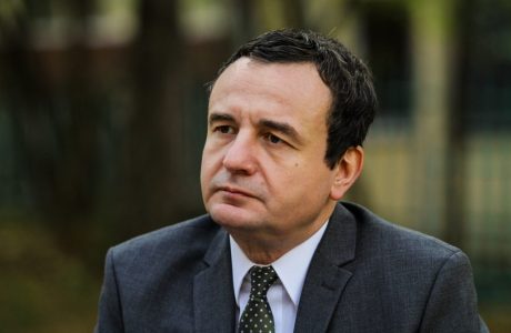 Kurti: Komunat kanë mbetur prapa në zhvillim, të angazhohemi që të fitojmë në çdo komunë