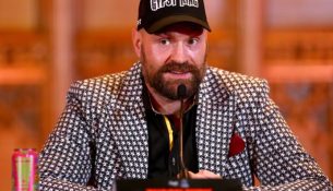 Tyson Fury zbulon se gruaja e tij pësoi një abort në prag të takimit të shkuar me Usyk