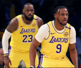 Mbreti dhe trashëgimtari i tij: LeBron dhe Bronny James shkruajnë historinë e NBA-së