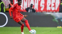 Barcelona po rivalizon Real Madrid-in për Alphonso Davies