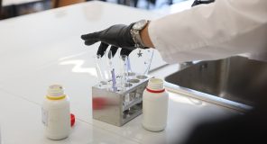Ankesa për mungesën e materialit për analiza hormonale, klinikat thonë se “janë të furnizuara”