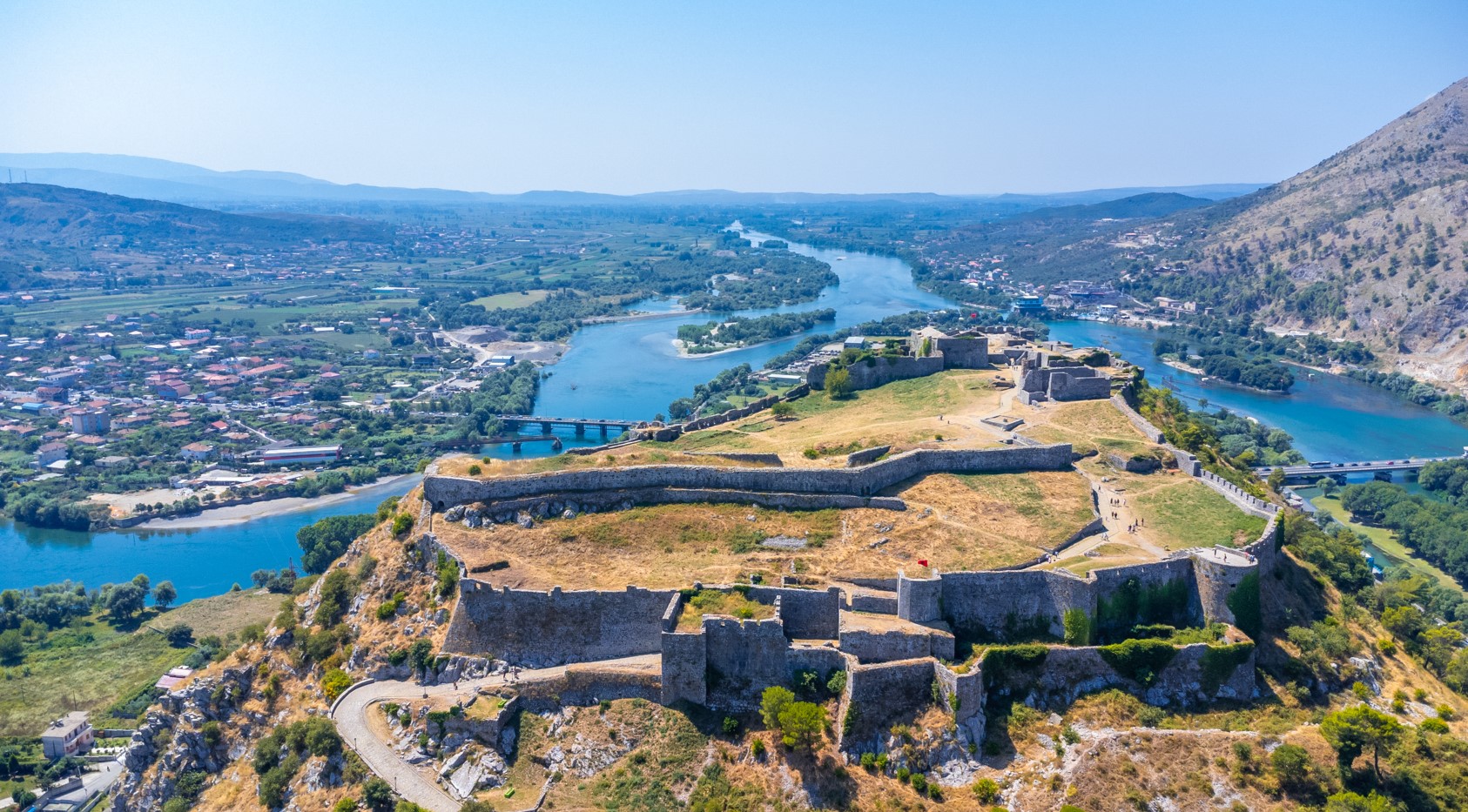 Shqipëria ka tejkaluar 11 milionë turistë të huaj brenda nëntorit 2024