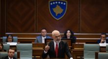 Goditja e përqendruar ndaj Kurtit, elegjia për UÇK-në, dialogu me Serbinë dhe rruga e vetme drejt BE-së – Gjithçka Edi Rama tha në Kuvendin Kosovë-Shqipëri