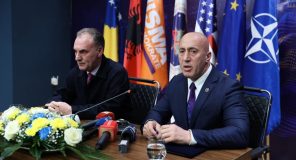 Koalicioni AAK-NISMA e të tjerët publikon listën e kandidatëve për deputetë: Haradinaj i pari, Limaj i dyti