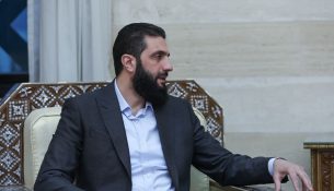 Al-Jolani: Të gjitha armët në Siri do të vendosen nën kontrollin e shtetit