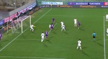 Napoli dominon Fiorentina-n dhe siguron vendin e parë në Serie A