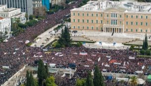 Shënohen 29 të plagosur në Greqi, pas përleshjeve në protestën masive përkujtimore të tragjedisë hekurudhore