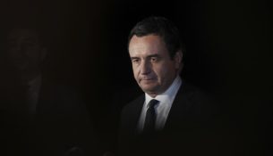 Kurti: Në politikë, disa gjëra shërbejnë si vaksina – të japin pak temperaturë, por forcojnë imunitetin