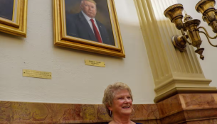 Trump e quajti portretin ‘më të keq’, artistja thotë se i është kërcënuar karriera