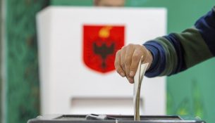 Mandat 1.5 vjeçar për kryebashkiakët e rinj, qytetarët ‘paguajnë koston e krizës’