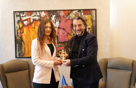 Maltina Jashari nderohet me “Hyjneshën e Prishtinës”