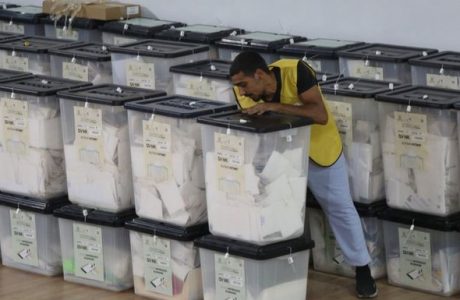 Drejt mbylljes numërimi i votave, luhet për pak mandate në gjithë vendin