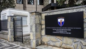 Kushtetuesja s’ka marrë ende vendim për ankesën e Listës Serbe për nënkryetarin e Kuvendit