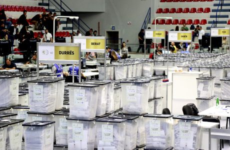 Sa i kushtoi Shqipërisë “djegia” e votave të diasporës?