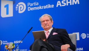 Misionari i fundit për t’i dhënë fund Partisë Demokratike