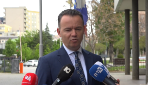 Peci: Haxhiu do të jetë përsëri kandidatja për kryekuvendare