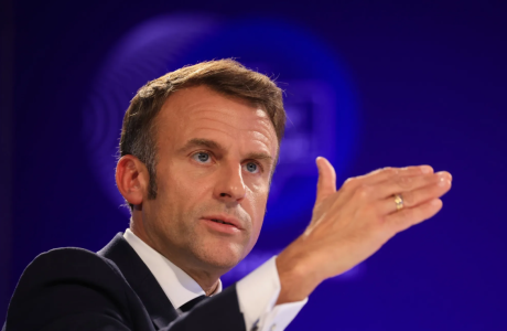 Macron bën thirrje për “bisedime të drejtpërdrejta” Ukrainë-Rusi