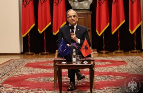Begaj pret delegacionin e PE për zgjedhjet e 11 majit, në fokus përmbushja e standardeve