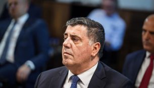 Haziri konfirmon se LVV-ja kontaktoi më shumë se dy deputetë nga LDK-ja