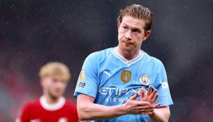 Kevin de Bruyne ‘pranon’ uljen katërfishe të pagës për të kaluar te Napoli