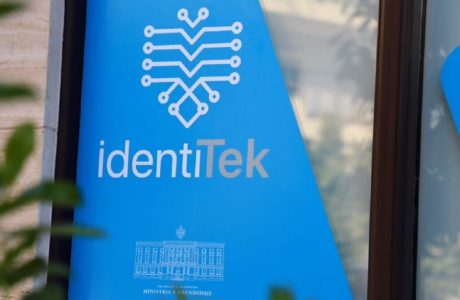 Zyrat e IdentiTek të hapura edhe ditën e diel, njofton Ministria e Brendshme