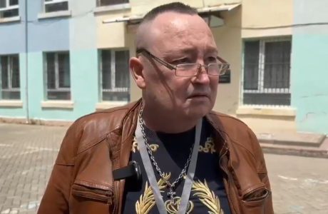 Pogradec/ Pas konfliktit në qendrën e votimit, nipërit e 63-vjeçarit i shkojnë në shtëpi komisionerit i godasin familjarët