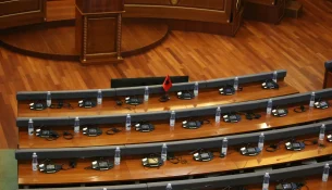 Pushimet verore pa Kuvend, papërgjegjësi morale