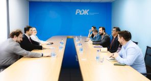 Shoqëria civile e partitë politike diskutojnë për ngërçin politik në Kosovë