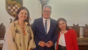 “Koha e prerë” e Rexhep Hotit promovohet në Zagreb në nder të 26 vjetorit të Çlirimit të Kosovës