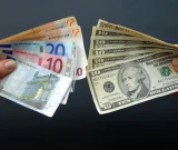 Ekziston një alternativë ndaj dollarit – është euro