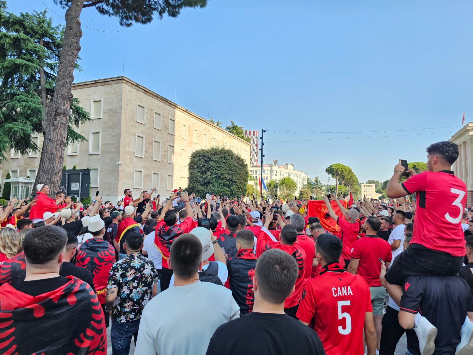 Federata Serbe quan UÇK-në ‘organizatë terroriste’