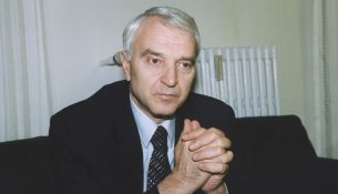 Doktori që nuk u tërhoq kurrë nga trupi i sëmurë i Kosovës