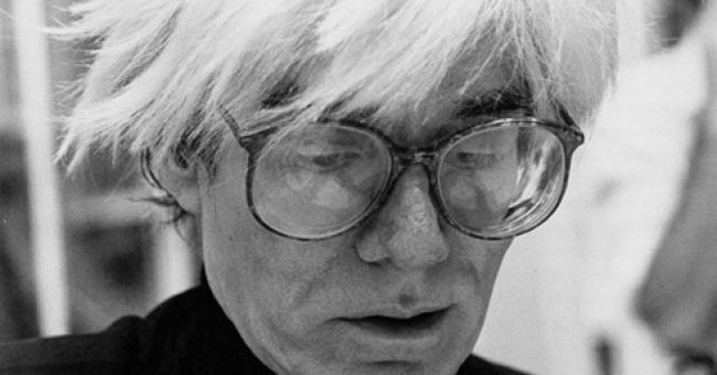 Një ekspozitë e re në Britani zbulon anët e panjohura të jetës së Andy Warhol