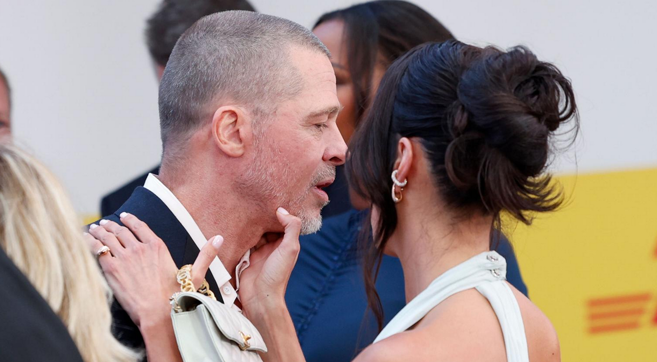 Brad Pitt shmang puthjen e Ines de Ramon në premierën e “F1”