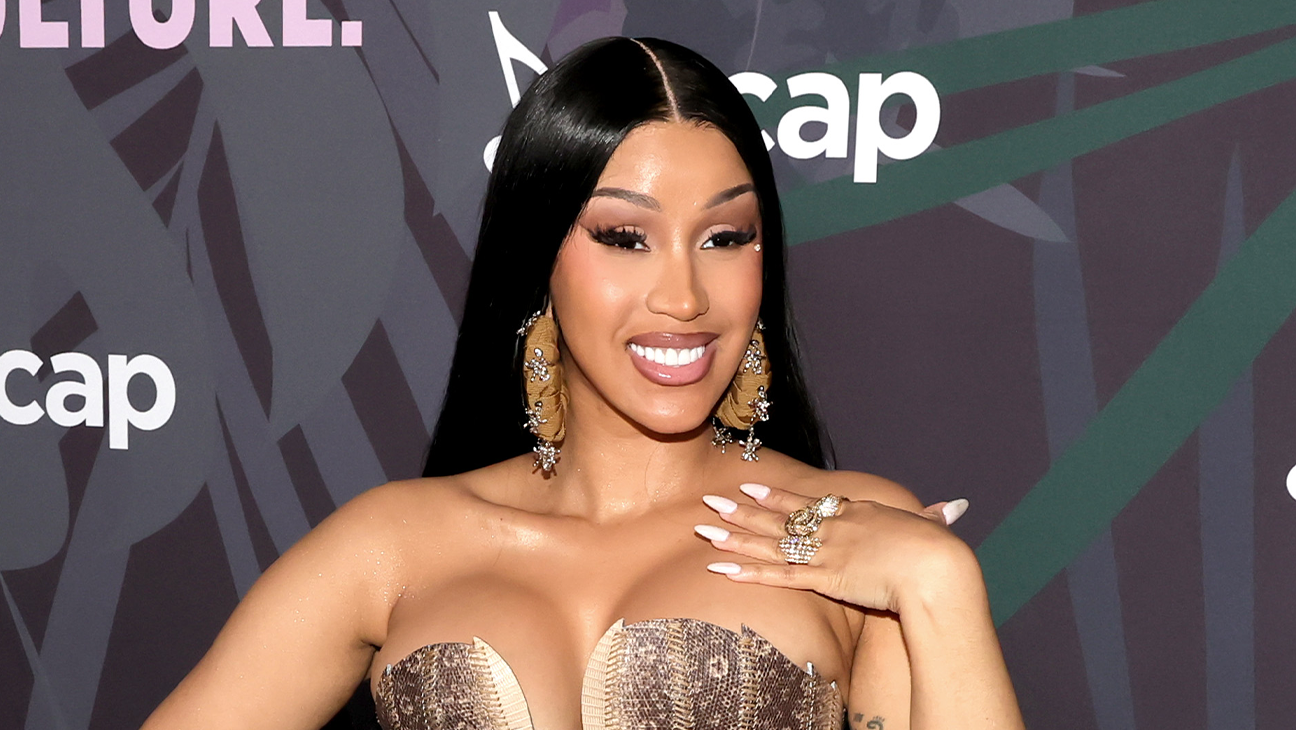 Cardi B ndez rrjetin me një video misterioze: A po vjen më në fund albumi i ri?