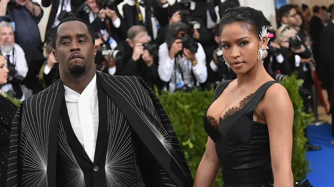 Cassie përballë Diddy-t në sallën e gjyqit: “E mbijetuara” që avokatët e quajnë “fituese”