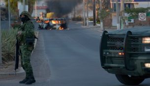 Zbulohen 20 trupa në Sinaloa, ndërsa dhuna e kartelit meksikan rritet