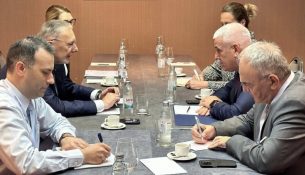 Sveçla zhvillon vizitë zyrtare në Kroaci, diskutohet thellimi i bashkëpunimit në fushën e sigurisë