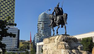 Raporti që nuk është publikuar ende, por i flet Shqipërisë në sy